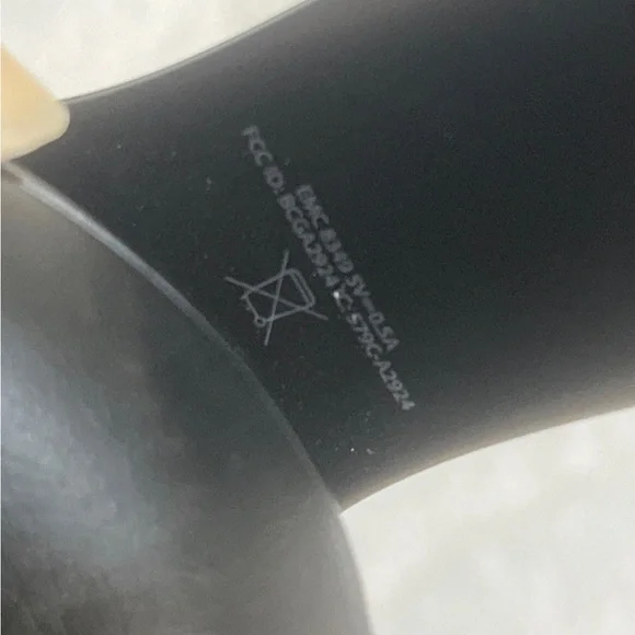 Beats by Dr. Dre Beats Studio Pro Wireless Noise Cancelling Black - Picture 6 of 7